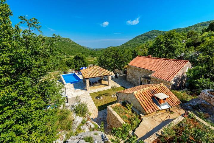 Villa con piscina per 4 persone, con Terrazza a Grad Dubrovnik