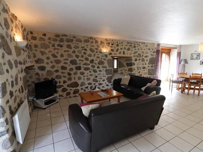 Location de vacances pour 6 personnes, avec jardin à Saint-Martin-Valmeroux - 3
