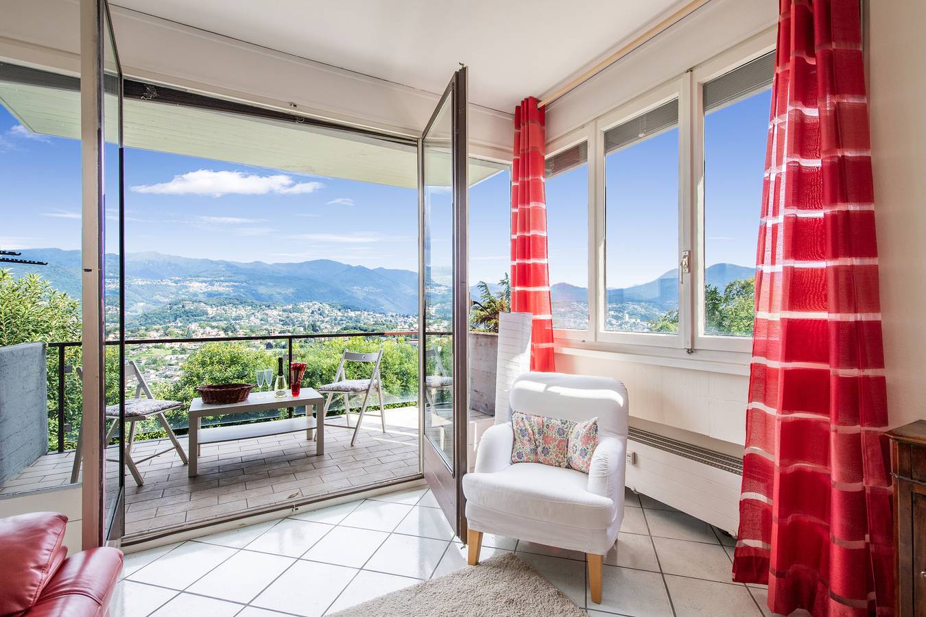 Ganze Wohnung, Pazzallo Panoramica in Pazzallo, Lugano