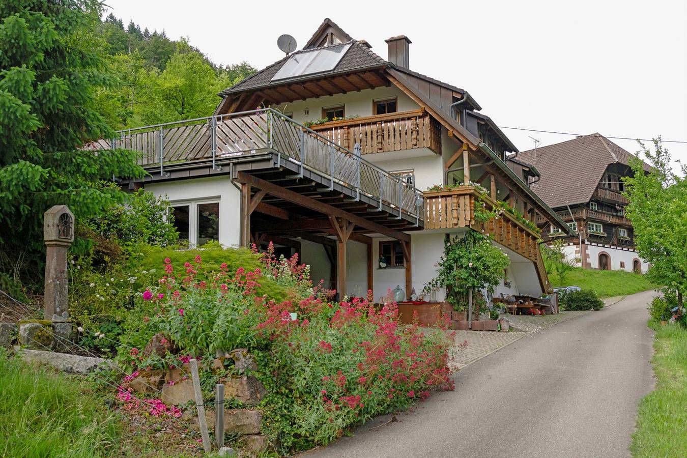 Ganze Wohnung, Ferienwohnung 'Sonnenschein' mit privater Terrasse, Gemeinschaftsgarten und Wlan in Gengenbach, Mittlerer Schwarzwald