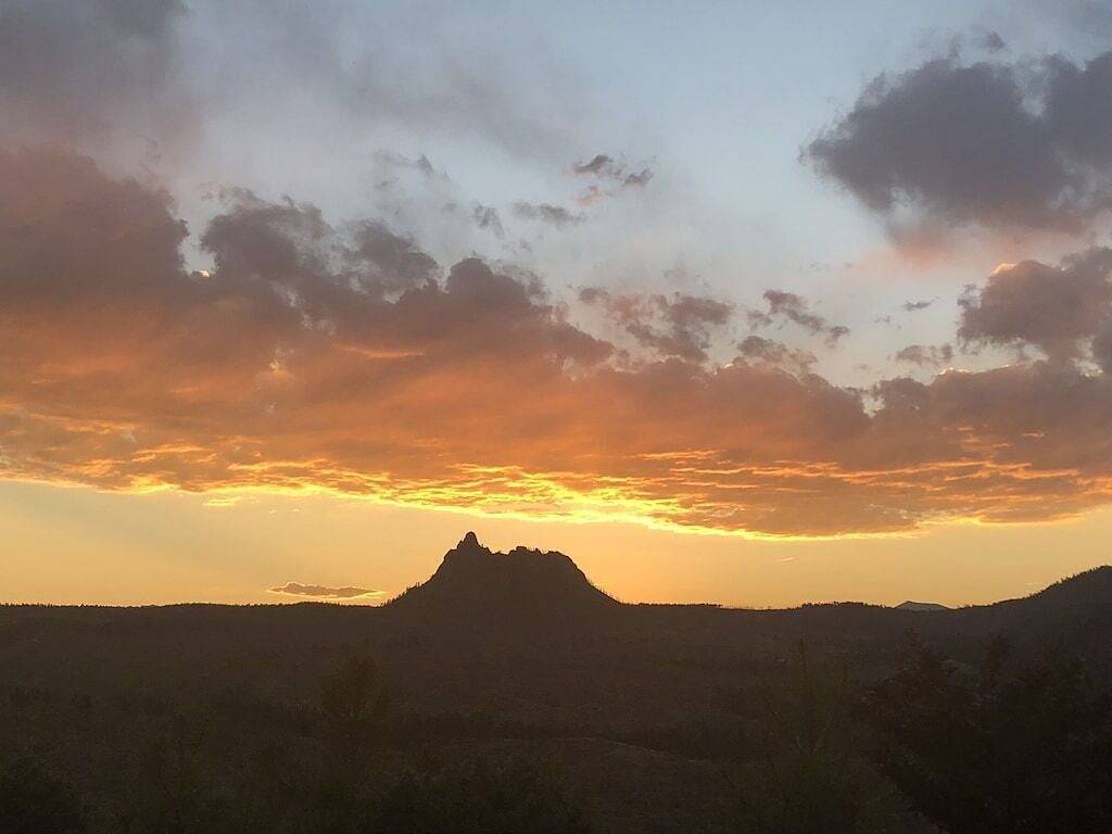 Pikes Peak Resort - Bärenhöhlenhütte - Hier treffen sich Wildnis und Luxus in Teller County