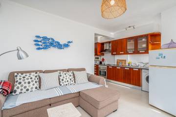 Apartamento De Férias para 4 Pessoas em Praia do Burgau, Parque Natural do Sudoeste Alentejano e Costa Vicentina, Foto 4