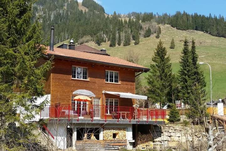 Ferienhaus für 8 Personen, mit Garten