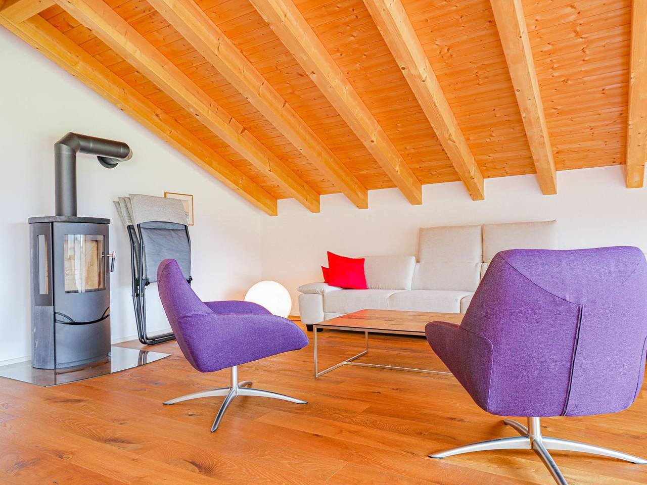 Entire apartment, Kronenplatz 11 Og in Lenk im Simmental, Lenk