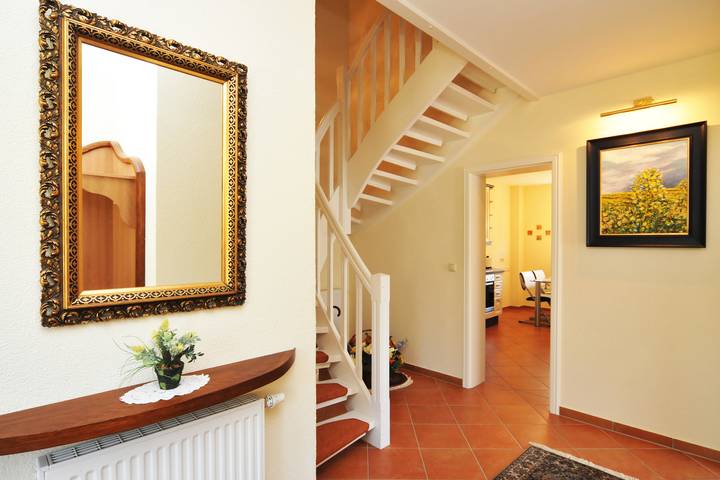 Ferienhaus mit Meerblick für 4 Personen, mit Garten und Balkon, kinderfreundlich in Dierhagen - 2