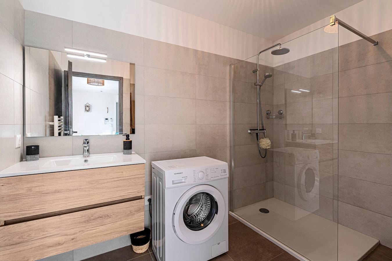 Apartamento entero, Casa Fangu - Balcon avec Vue Port et Montagnes in Sant Ambroggio, Lumio