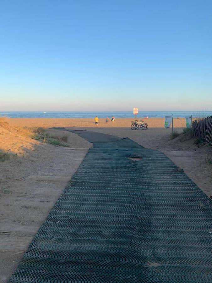 Location de vacances pour 6 personnes, avec Terrasse ainsi que Jacuzzi et Piscine dans Plages des Cabanes de Fleury - 4