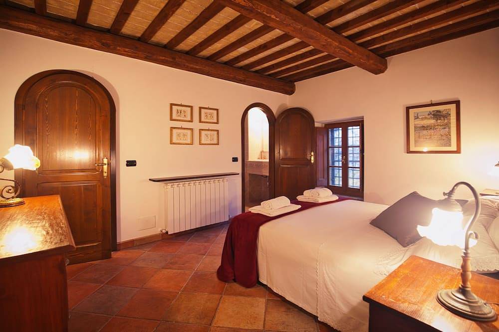 Charming&Luxury Villa near Assisi-Gubbio-Perugia, oasis of peace relax & privacy in Valfabbrica, Provincie Perugia