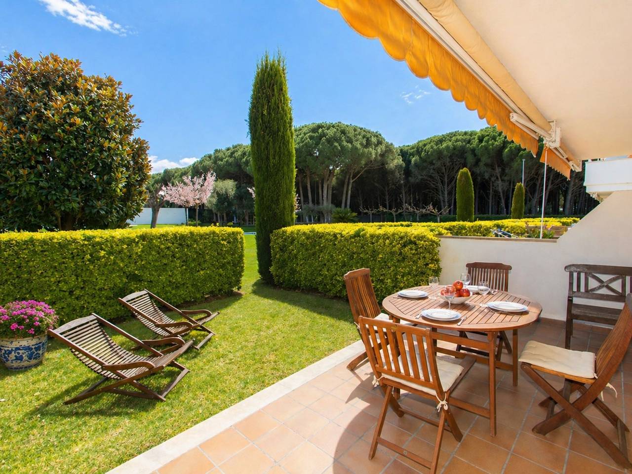 Ganze Wohnung, Green Mar B garden & terrace in Pals, Costa Brava