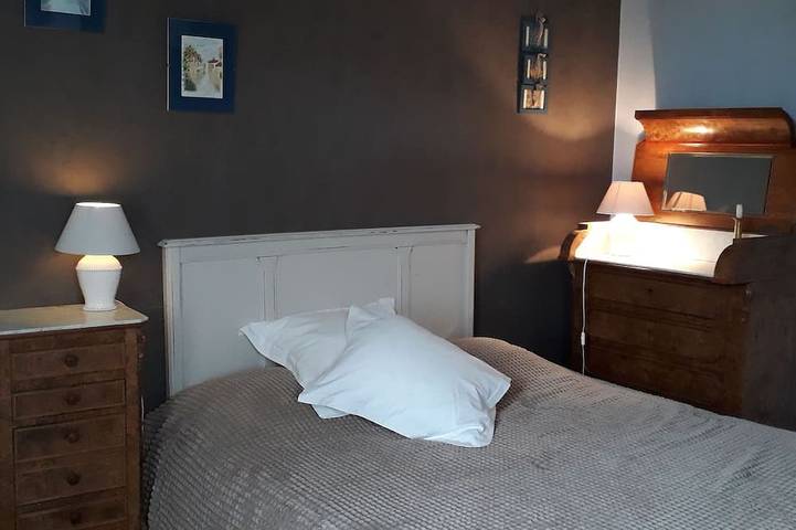 Location de vacances pour 12 personnes, avec jardin, animaux acceptés à Saint-Yzans-de-Médoc - 2