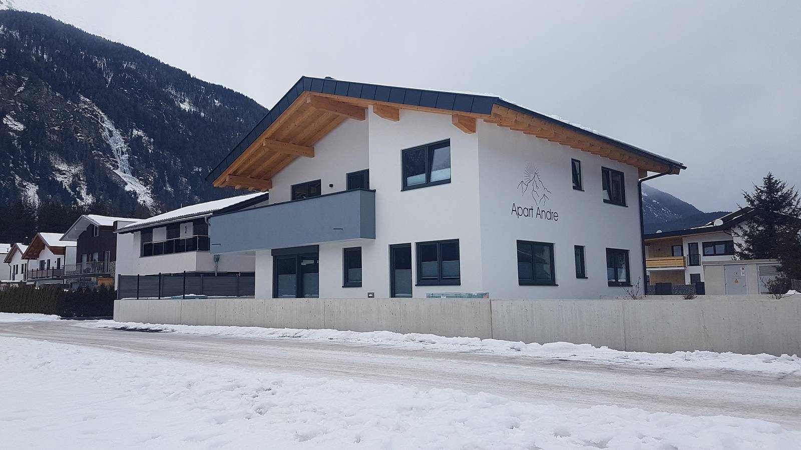 Ganze Ferienwohnung, Apart Andre - 2 Schlafzimmer in Stubaier Alpen, Längenfeld