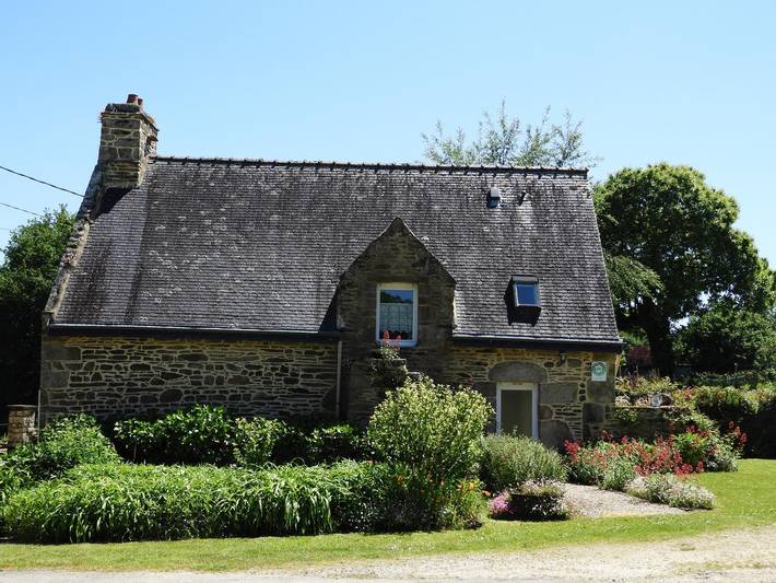 Gîte pour 5 personnes, avec terrasse et jardin à Quistinic