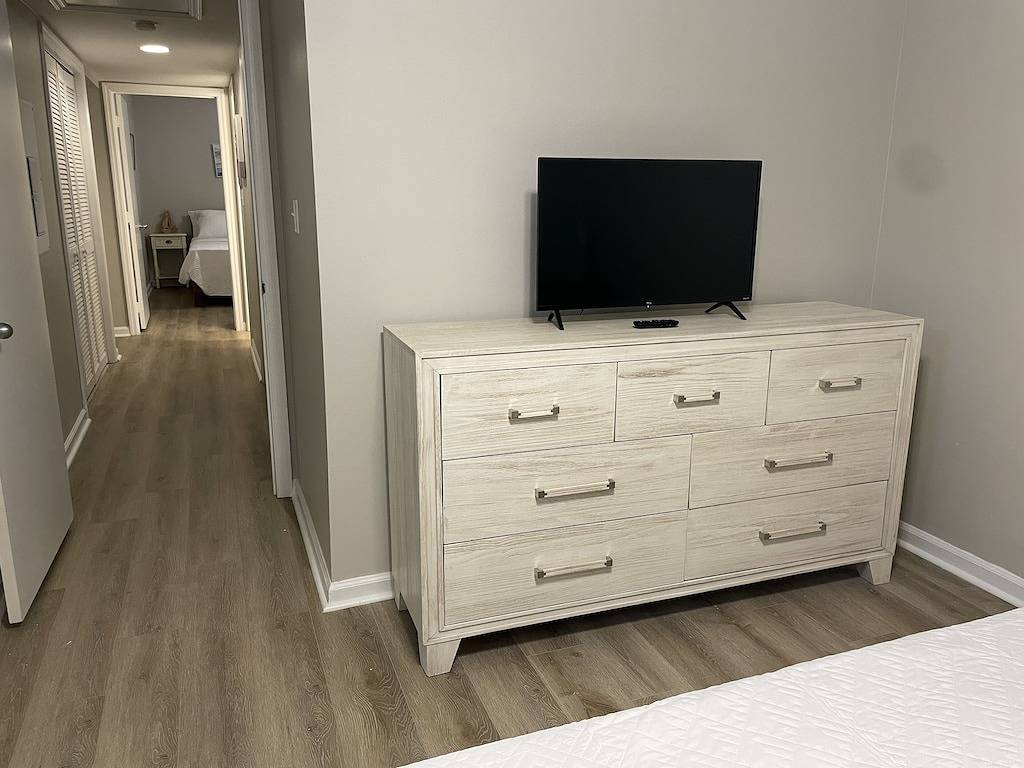 Beach Square – optional Bikes – Walk 2 Redfern Village, shops, and restaurants!. in St. Simons Island, Glynn County