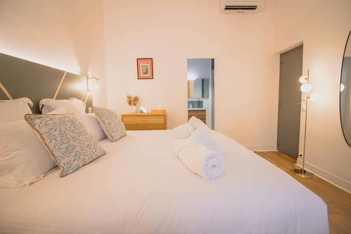 Location de vacances pour 8 personnes, avec jardin et terrasse dans Vauban - 3