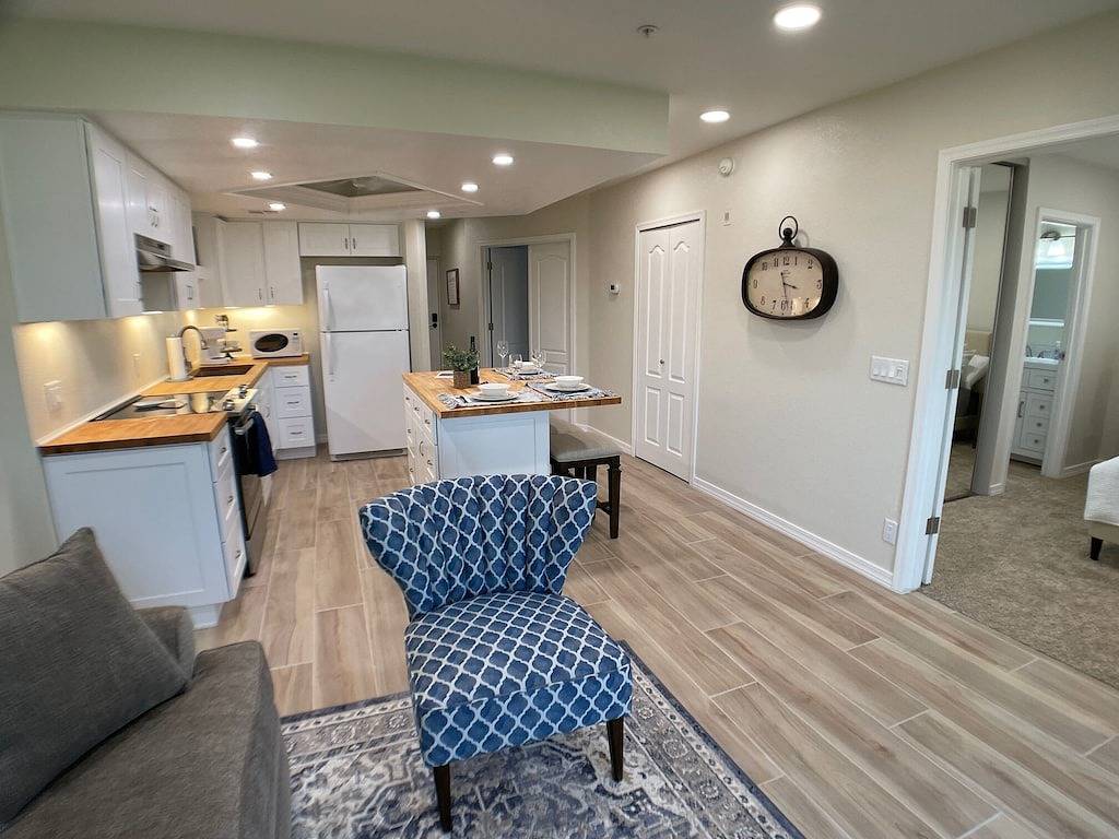 Ganze Wohnung, New! Modern Condo in Queens Bay with Amazing Views. in Lake Havasu City, Mohave County