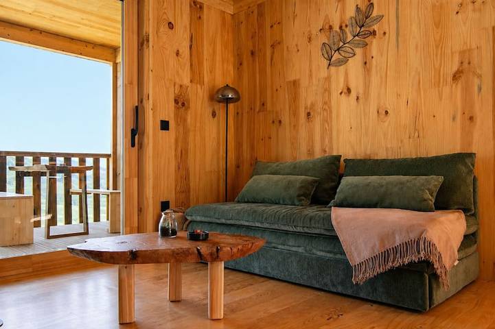 Cabanas do Navia · Sorodo · Idéal pour familles et couples · Animaux acceptés in Navia de Suarna, Province de Lugo