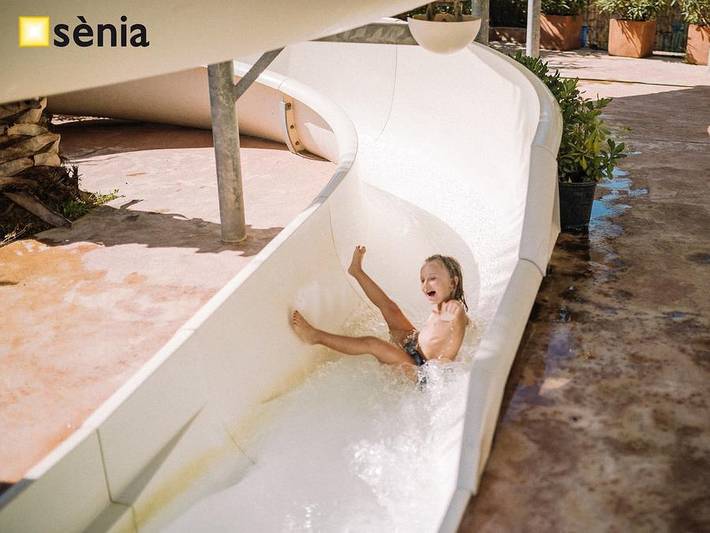 Camping Sènia El Riu - Mobile home 4 persons - Croma Gold Pets in Sant Pere Pescador, Upper Empordà