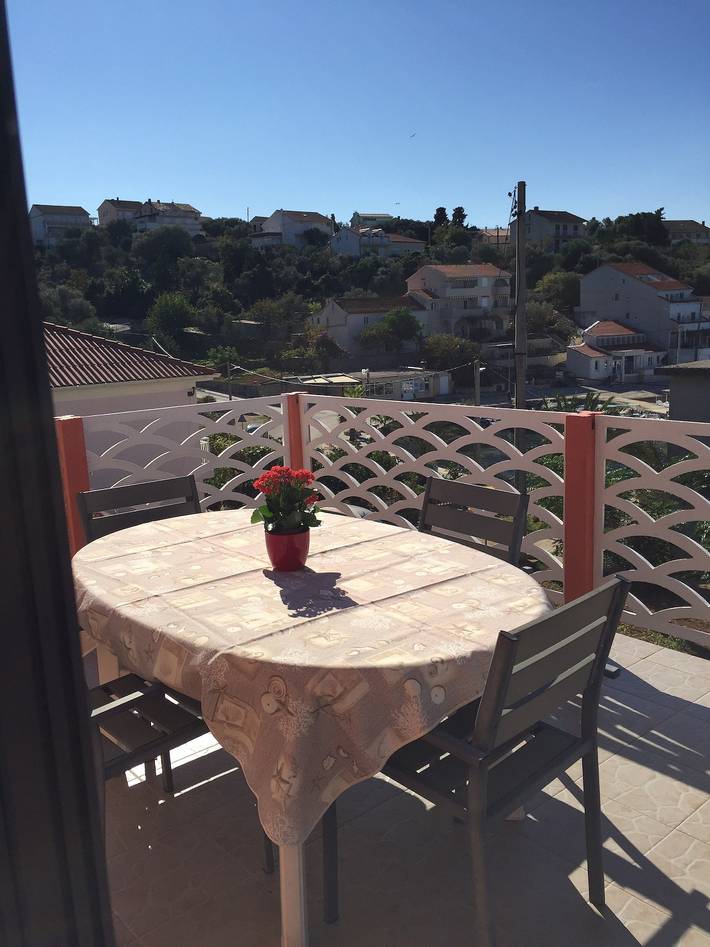 Ferienwohnung für 6 Personen, mit Garten und Balkon