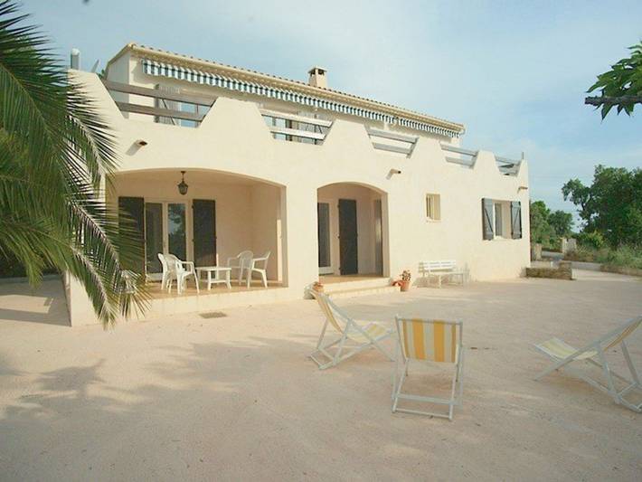 Villa pour 12 personnes, avec terrasse et jardin - 1