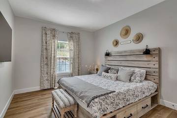 Lodge for 14 Guests in Ozark Mountains, Table Rock Lake, Picture 2