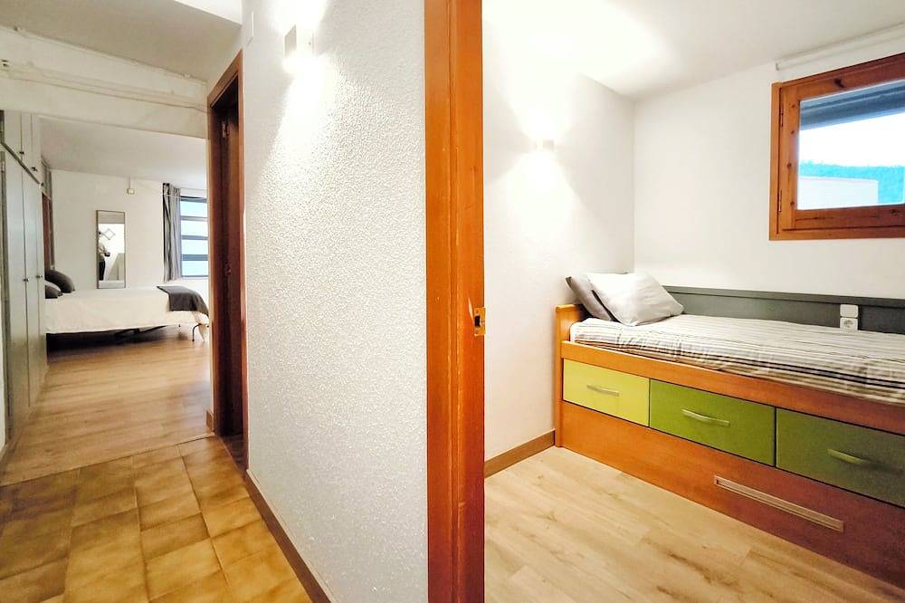 Entire apartment, The Best Location at the Foot of La Molina Slopes in La Molina, Alp