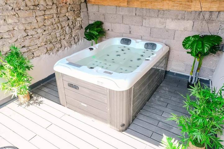 Location de vacances pour 2 personnes, avec terrasse et vue, animaux acceptés à Pont-du-Château - 4