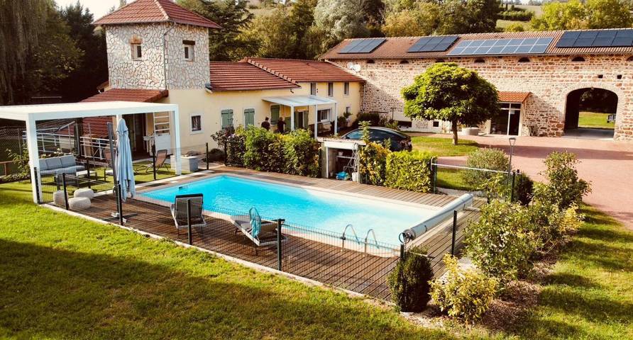 Chambre d’hôte pour 2 personnes, avec Balcon ainsi que Jardin et Piscine