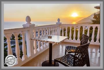 Maison d’hôte pour 3 personnes, avec balcon et vue dans Dhërmi