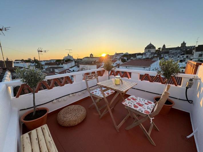 Casa de férias para 4 pessoas, com terraço e vista em Évora