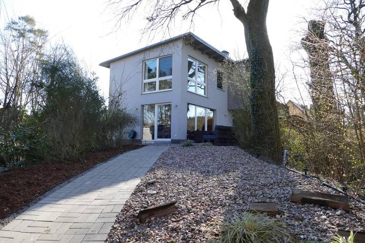 Ferienhaus für 8 Personen, mit Garten und Sauna sowie Ausblick und Seeblick in Zislow