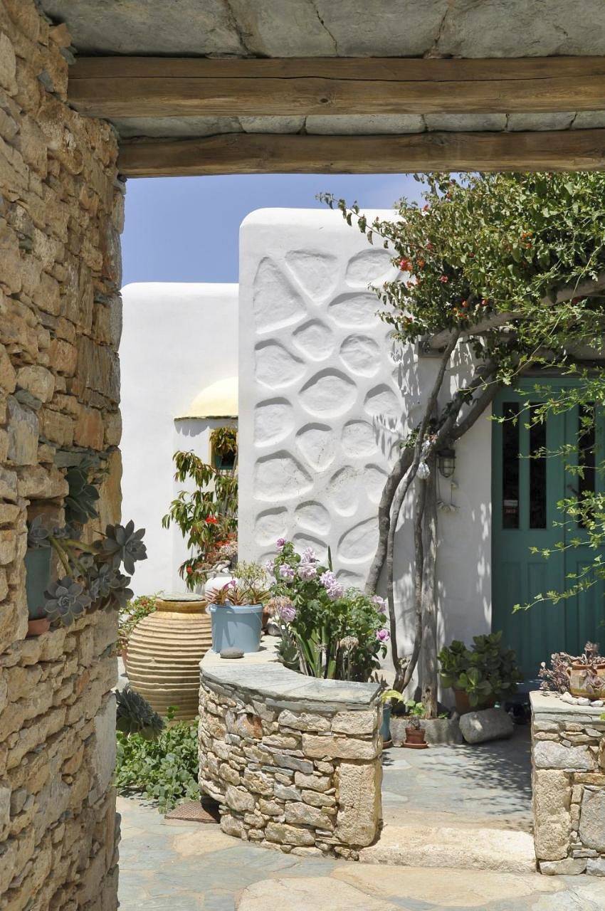 Kyma sto Phos in Folégandros