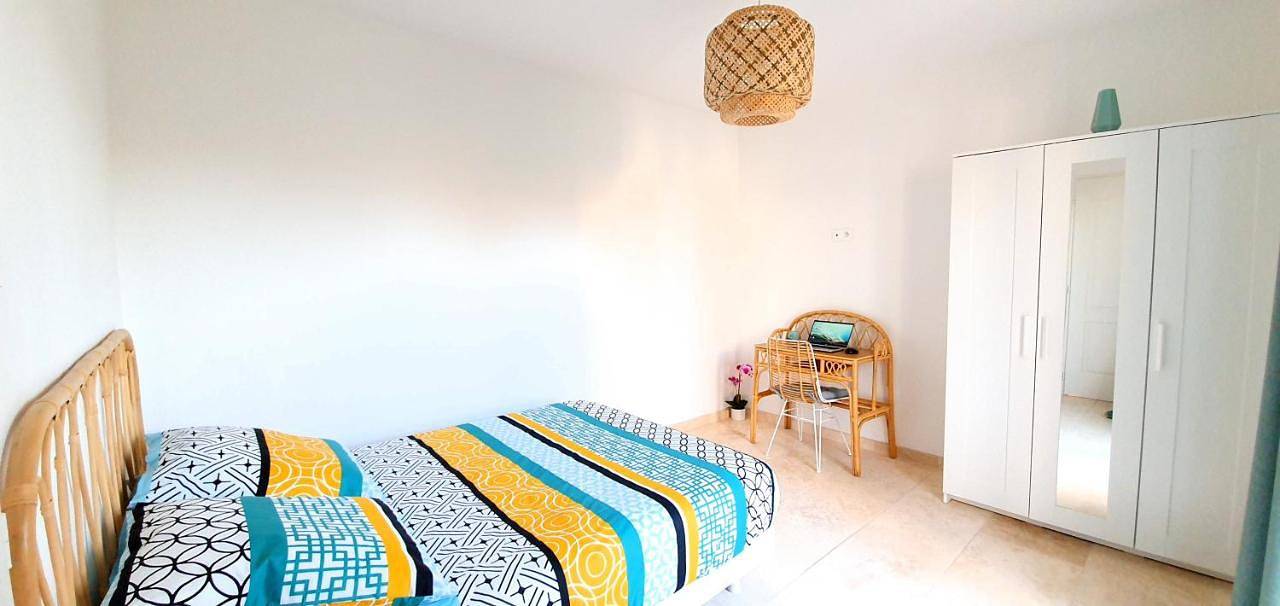 Three-Bedroom House in Saint-Cannat, Région d'Aix-en-Provence