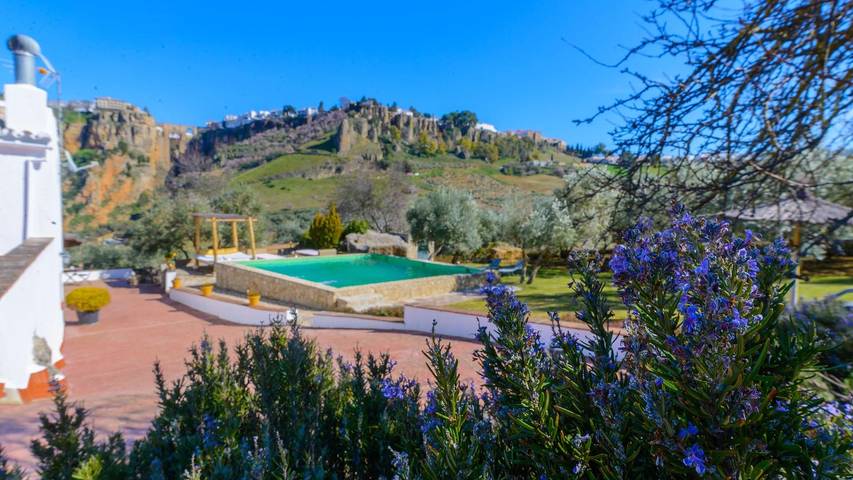 Chalet para 6 personas, con piscina y balcón/terraza en Serranía de Ronda - 2