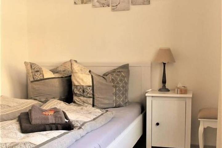 Ferienhaus für 9 Personen, mit Terrasse und Garten in Bornheim - 2