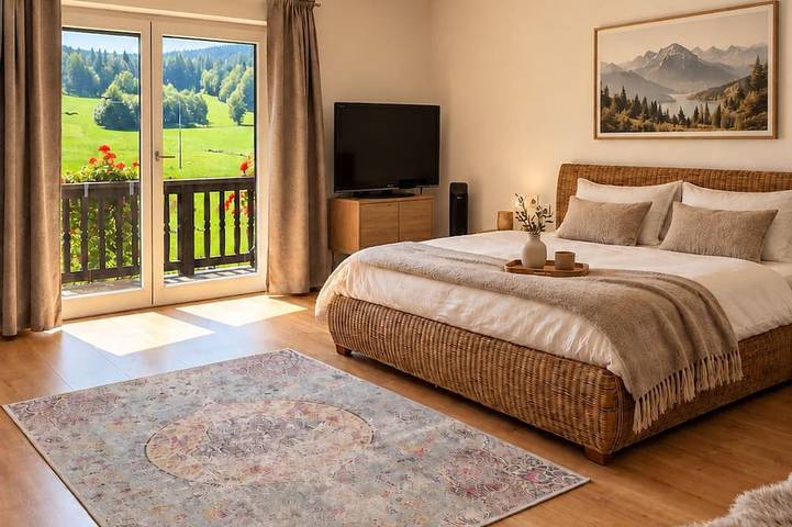 Apartamento entero, Picturesque vacation rental in the Tegernsee Valley with a sauna and garden in Waakirchen, Alpes Bávaros