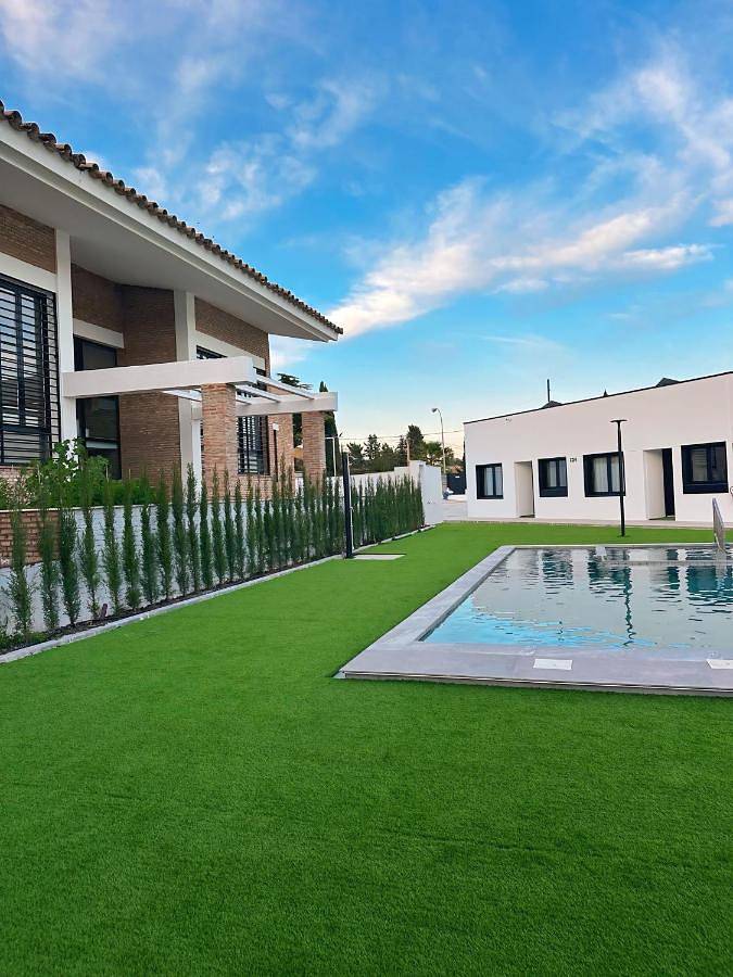 Chalet para 12 personas, con Balcón y Jacuzzi además de Terraza y Piscina en Córdoba - 2