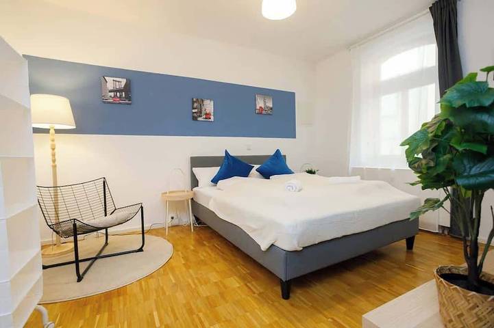 Appartement entier, Fullhouse Studios | London Apt. in Halle, Saale-Unstrut