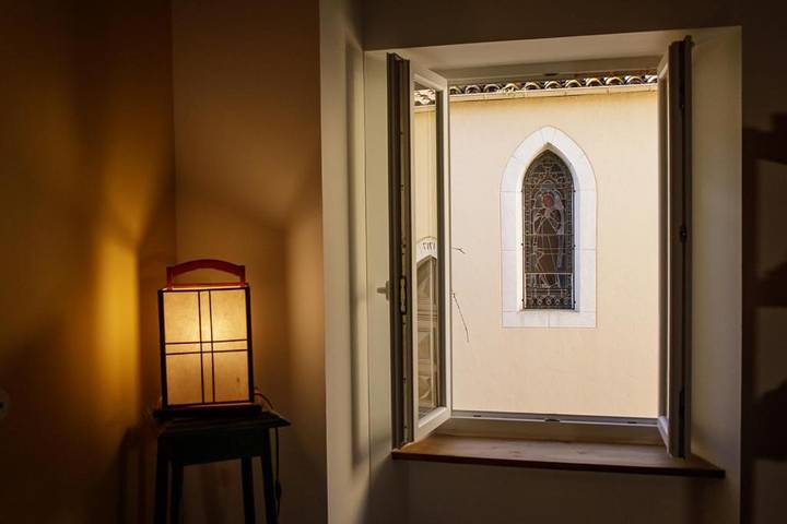 Location de vacances pour 2 personnes, avec vue et balcon à Padern - 2