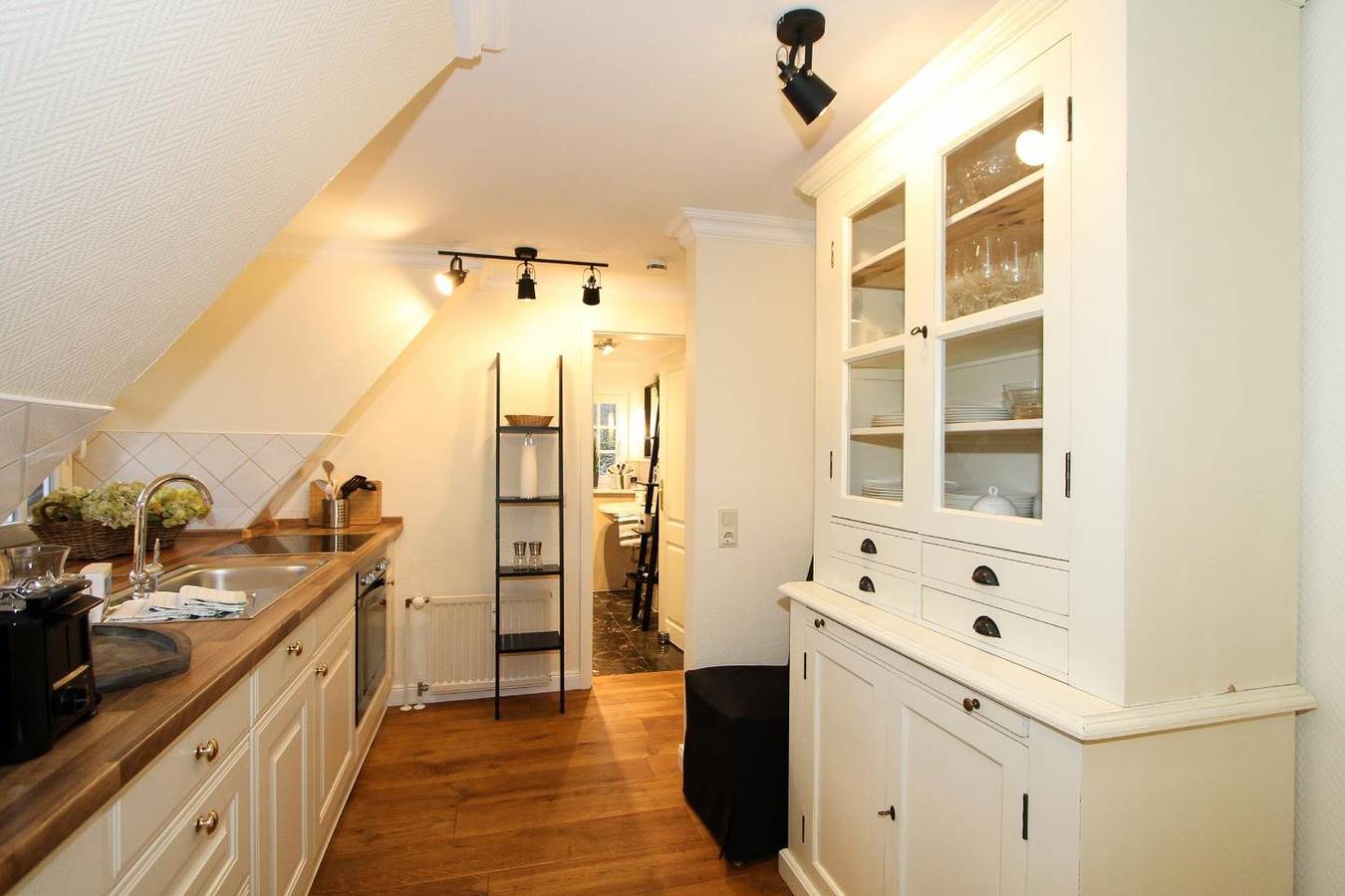 Ganze Wohnung, Gemütliche 1-Zimmerwohnung unter Reet auf ca. 45 m², für bis zu 2 Personen in Westerland, Sylt (Gemeinde)