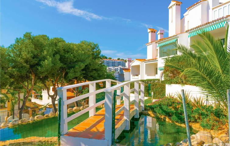 Gîte pour 6 personnes, avec piscine et terrasse dans La Cala de Mijas - 2