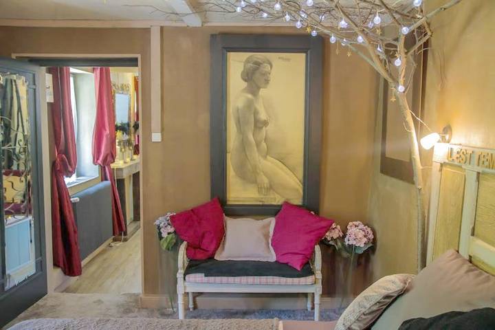 Chambre d’hôte pour 2 personnes, avec jardin ainsi que terrasse et jacuzzi dans Rhône - 4