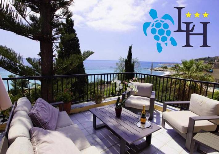 Hôtel pour 5 personnes, avec Balcon et Terrasse ainsi que Jardin et Vue dans Ospedaletti