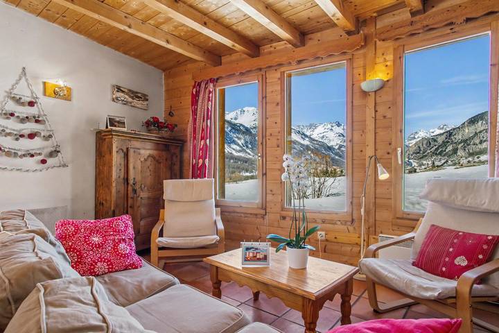 Chalet für 12 Personen, mit Garten und Balkon, kinderfreundlich - 1