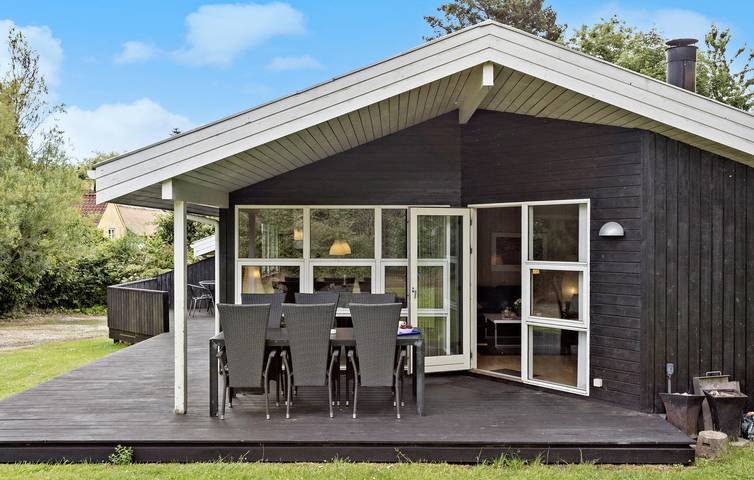 Ferienhaus für 10 Personen, mit Whirlpool und Terrasse sowie Sauna, mit Haustier auf Langeland - 4