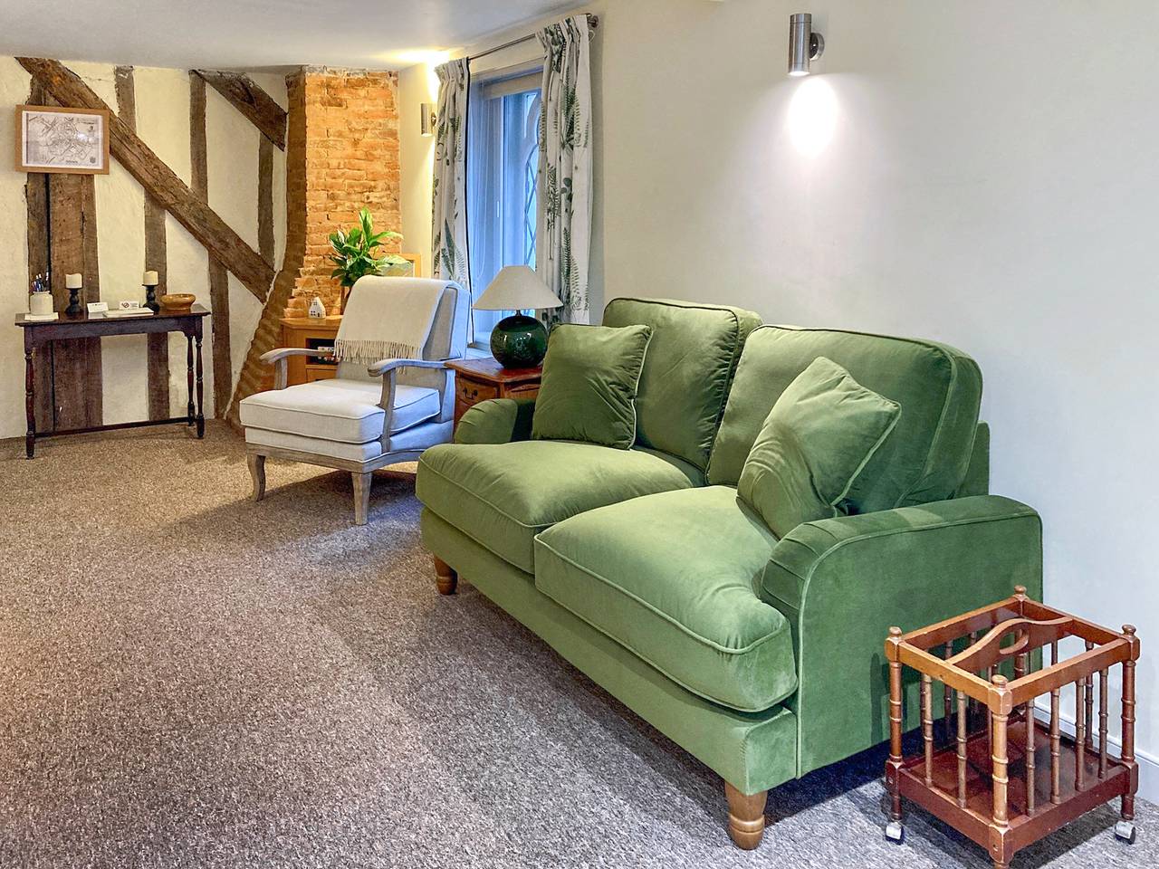 Entire apartment, The Friars Apartment, Eastbridge Hospital in Kent