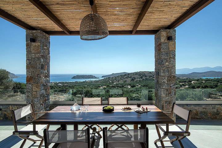 Villa für 6 Personen, mit Balkon/Terrasse und Pool auf Kreta