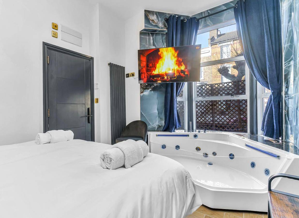 G Eighty Four in Hackney, Londres