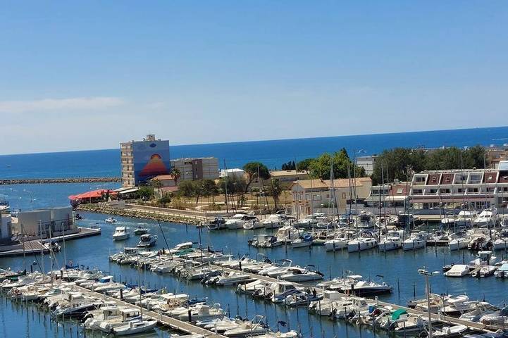 Location de vacances pour 4 personnes, avec jardin et terrasse dans Plage de Carnon