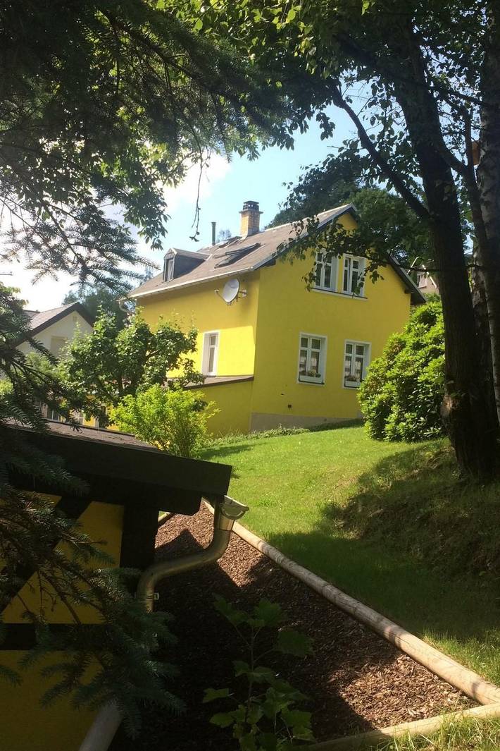 Ferienhaus für 2 Personen, mit Whirlpool und Terrasse sowie Garten und Sauna in Bad Elster - 2