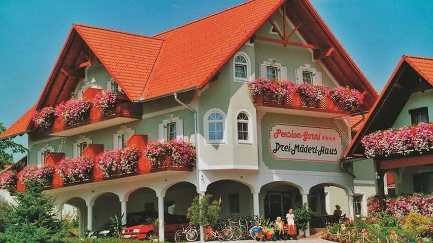 Ferienwohnung für 2 Personen, mit Balkon und Terrasse sowie Garten